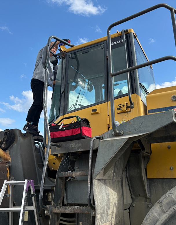 お客様のご要望やライフスタイルに合わせた最適なご提案で、安全で快適なカーライフをサポートいたします。